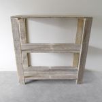 Redknot Shelves