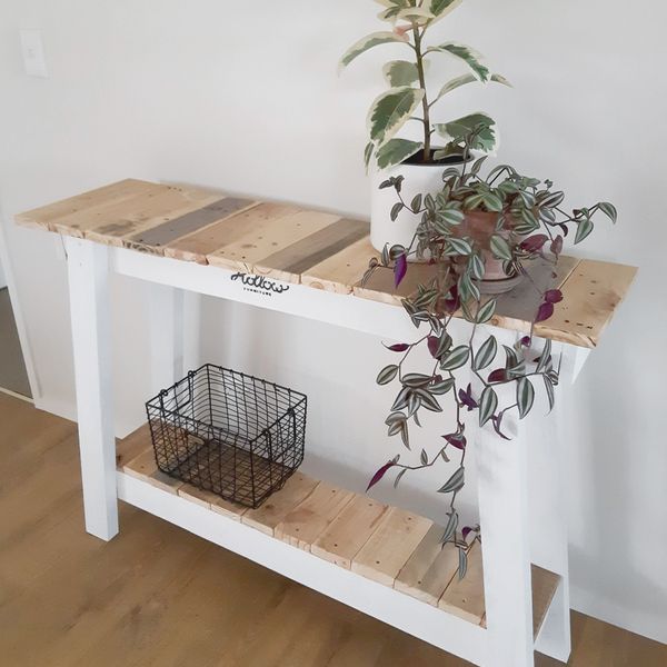 Augusta Hall Table
